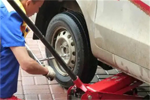 精河附近拖车24小时服务热线电话